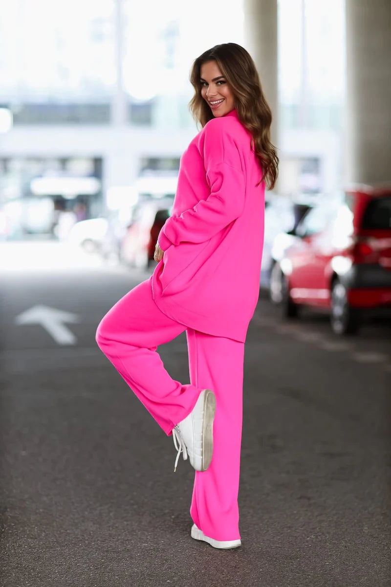 Two-piece set sweater + pants in flashy pink
