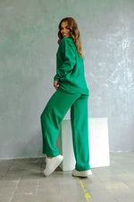 Two-piece set sweater + pants in green