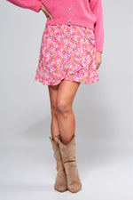 Short pink chiffon skirt with small flowers